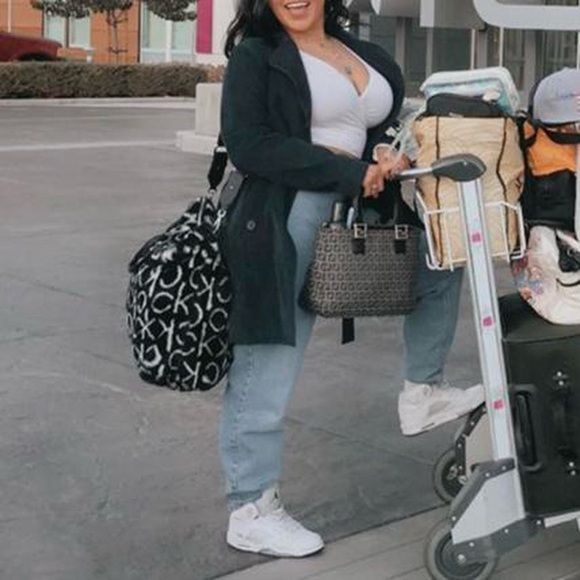 Calvin Klein CK Logo Monogram Fur Travel Bag✈️ - Picture 2 of 11